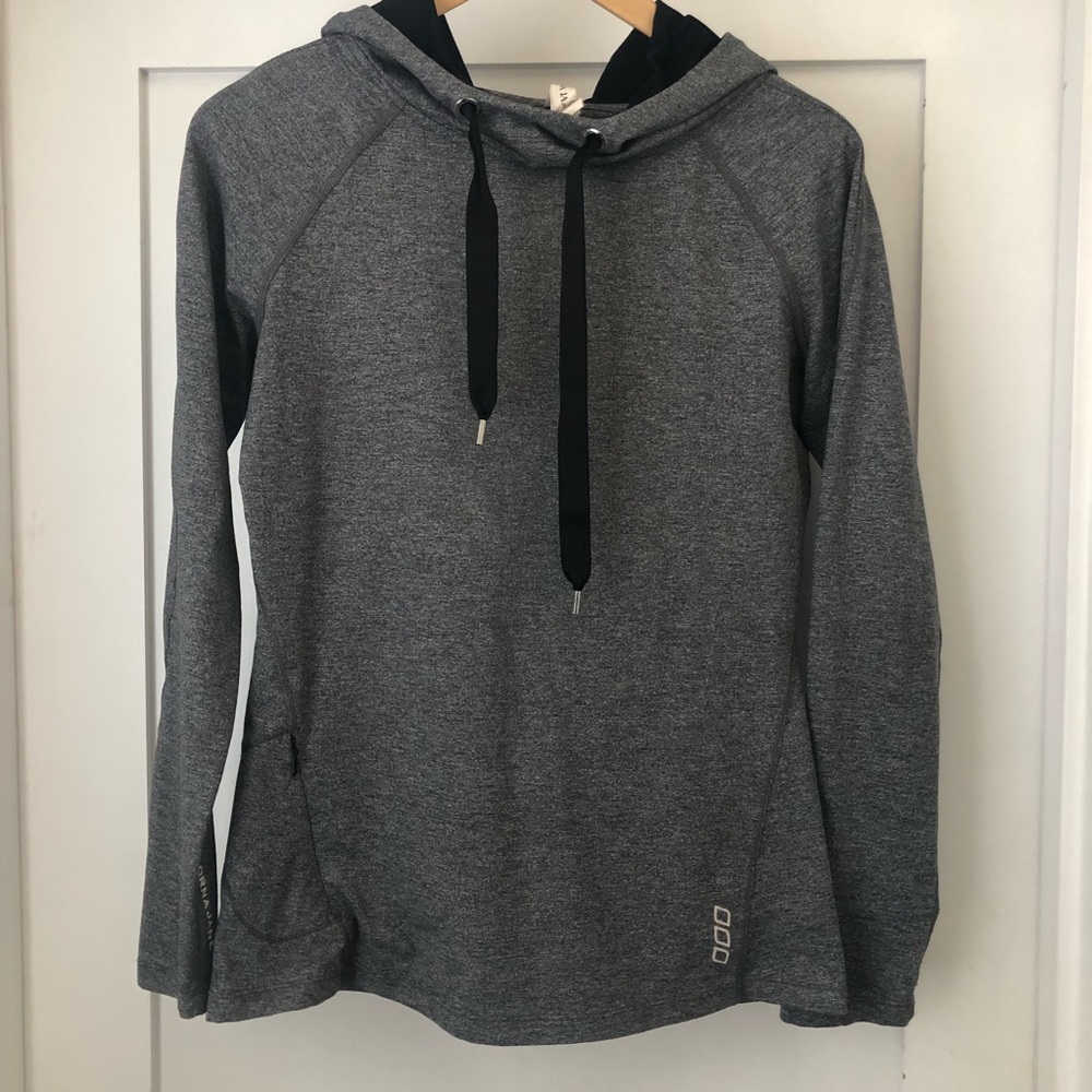 Lorna Jane hooded pullover